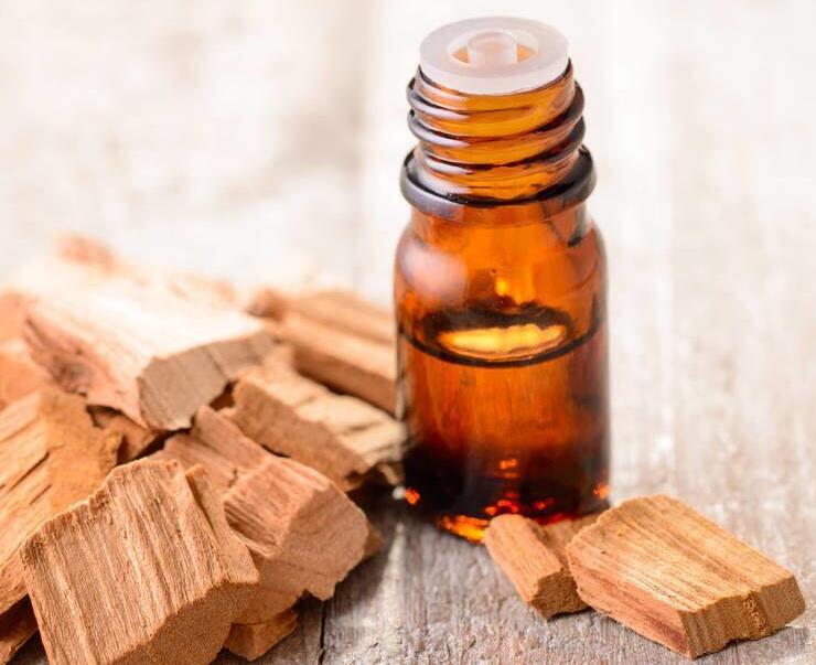 檀香精油進(jìn)口清關(guān)報關(guān)需要注意什么？（檀香精油進(jìn)口注意事項）